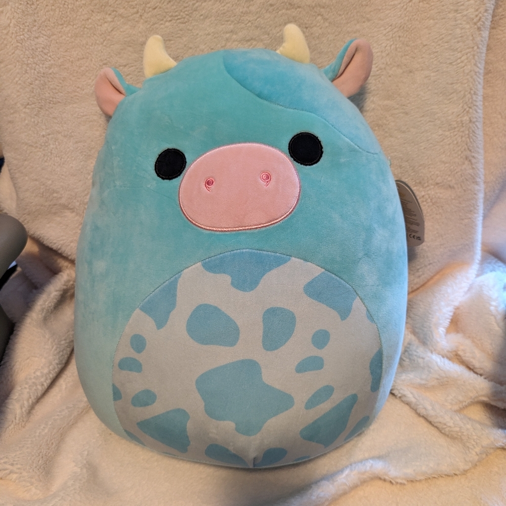 16" Tuluck Squishmallow